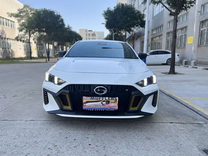 Фото 2 - GAC Trumpchi Empow R