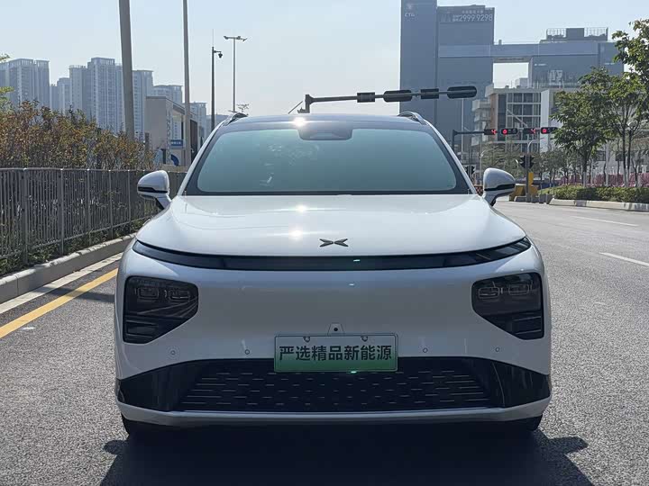 Фото 2 - XPeng G9