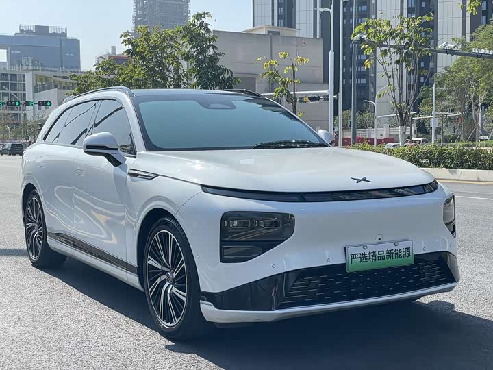 Фото 3 - XPeng G9