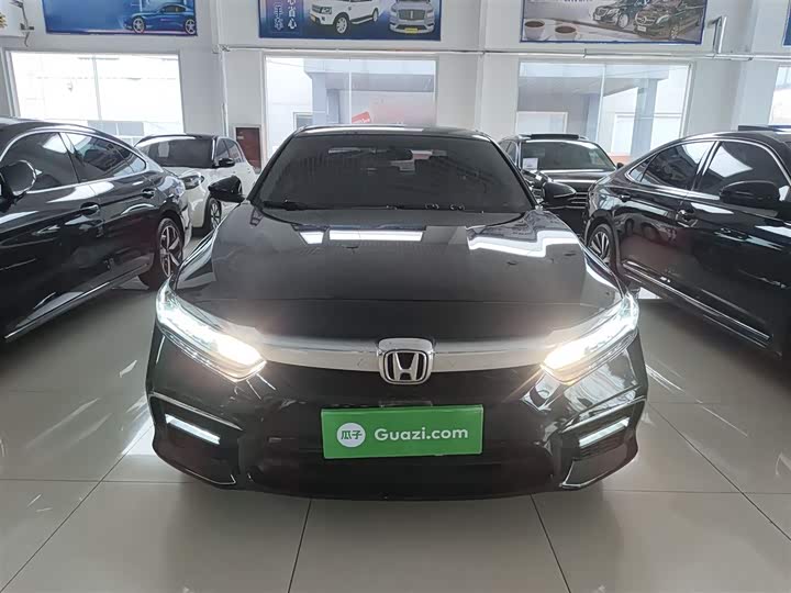 Фото 3 - Honda Inspire