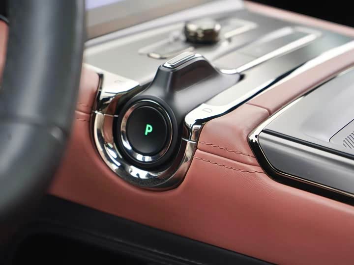 Фото 8 - Nio EC6