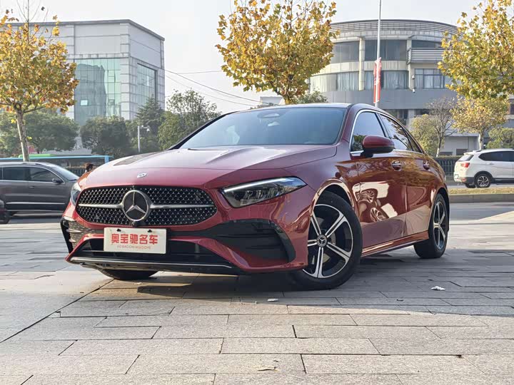 Фото 1 - Mercedes-Benz A-Class