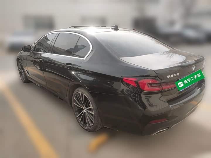 Фото 9 - BMW 5 Series