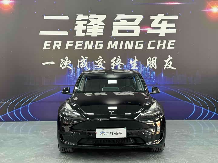 Фото 2 - Tesla Model Y