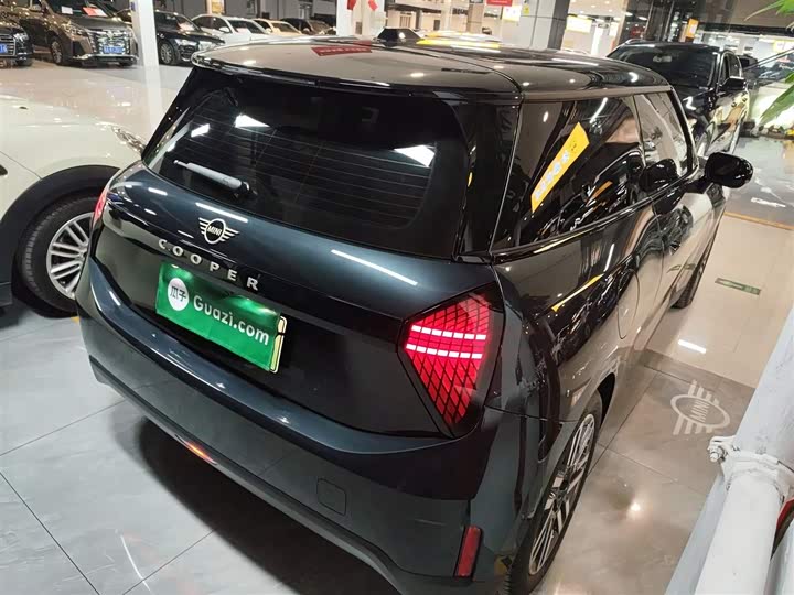 Фото 7 - Mini Cooper