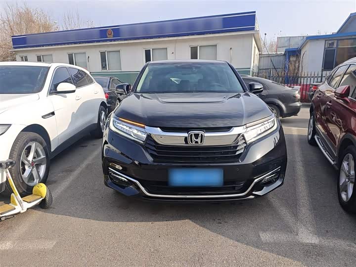 Фото 3 - Honda Avancier