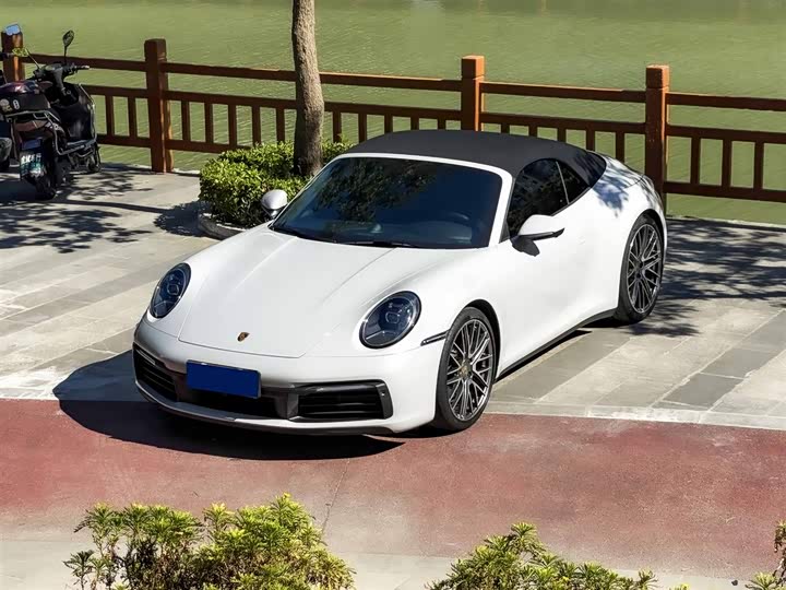 Фото 1 - Porsche 911