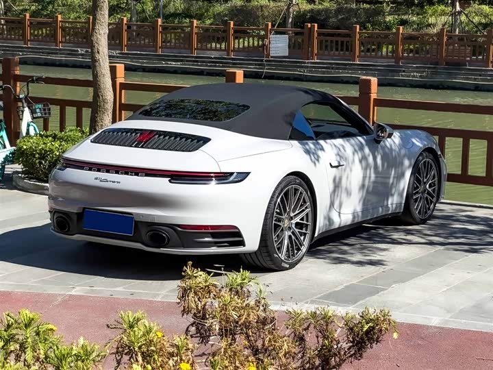 Фото 5 - Porsche 911