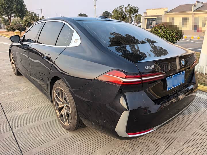 Фото 4 - BMW 5 Series