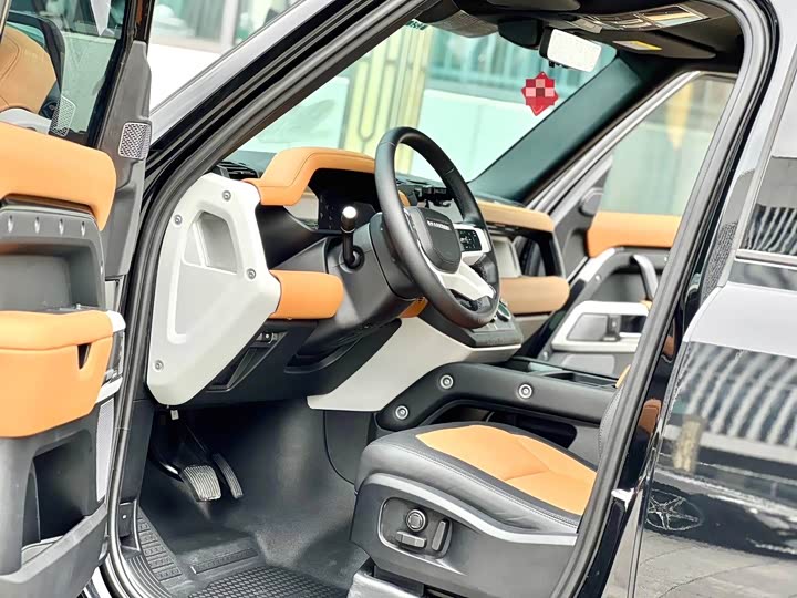 Фото 2 - Land Rover Defender