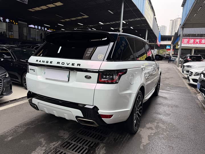 Фото 4 - Land Rover Range Rover Sport