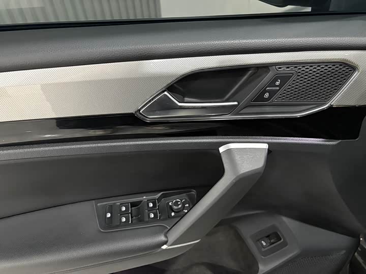 Фото 7 - Volkswagen Tayron