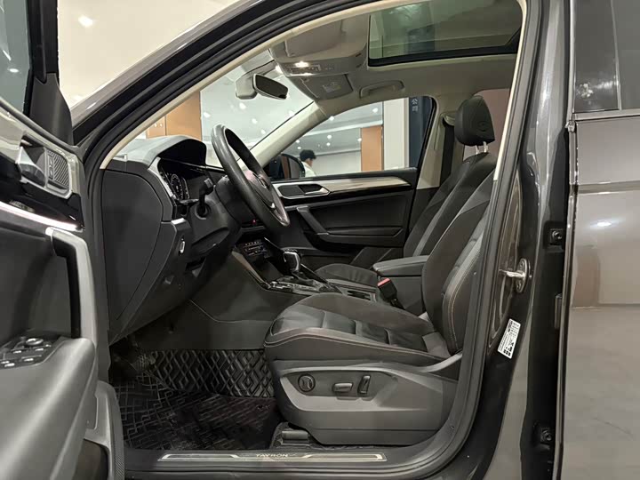 Фото 8 - Volkswagen Tayron