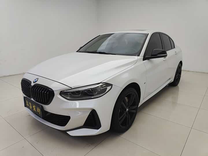 Фото 1 - BMW 1 Series