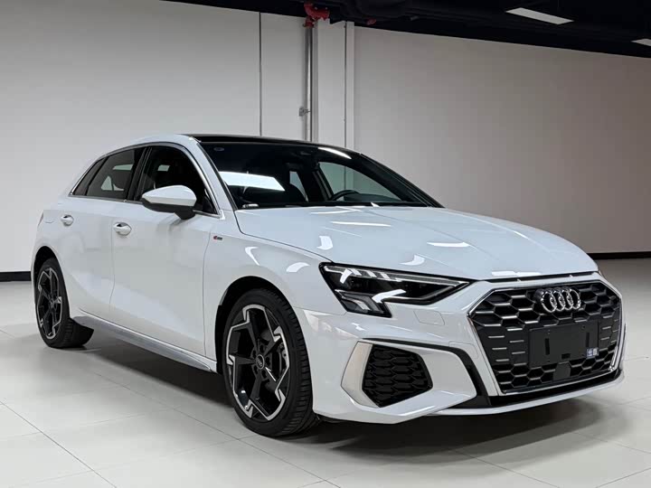 Фото 3 - Audi A3