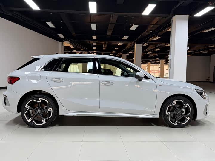 Фото 4 - Audi A3