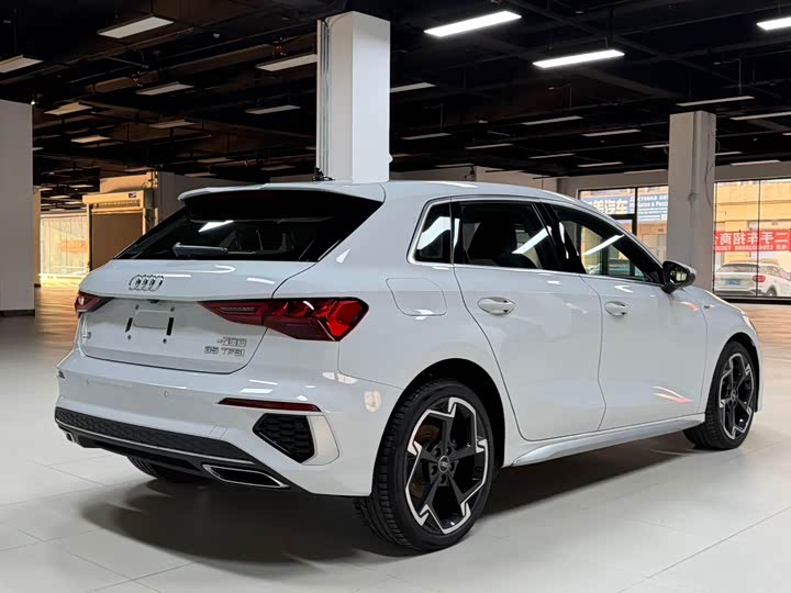 Фото 5 - Audi A3