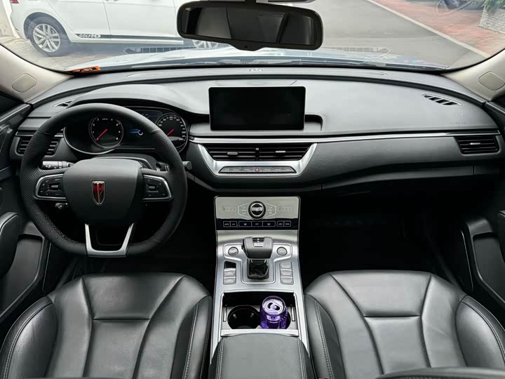 Фото 8 - Hongqi H5