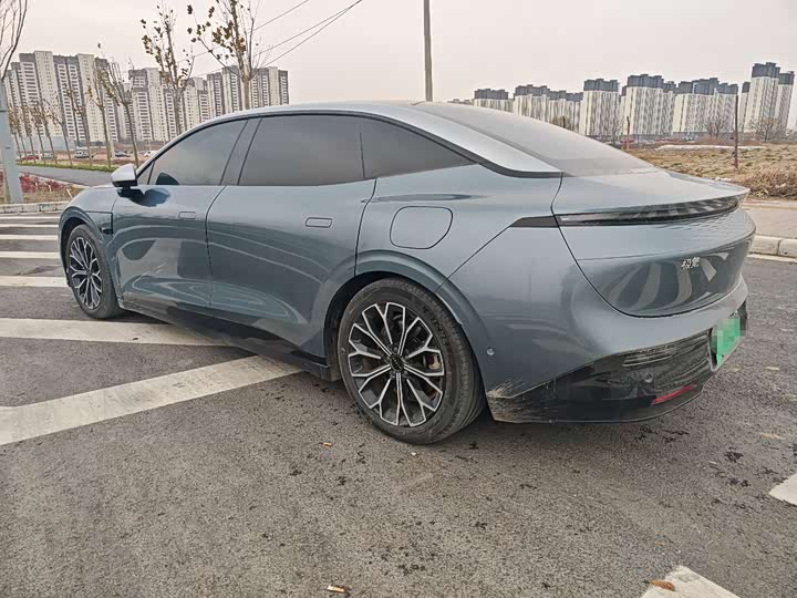 Фото 6 - Zeekr 007