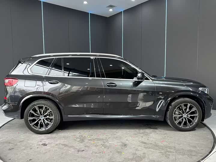 Фото 5 - BMW X5