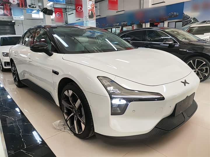 Фото 4 - XPeng Mona M03