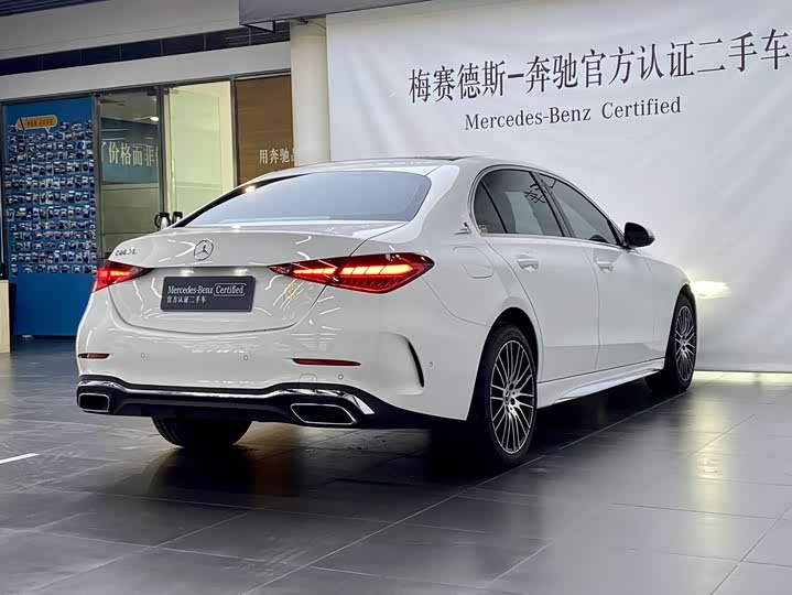 Фото 4 - Mercedes-Benz C-Class