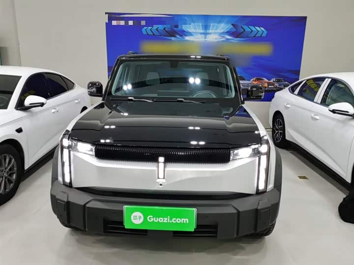 Фото 3 - Chery iCar 03