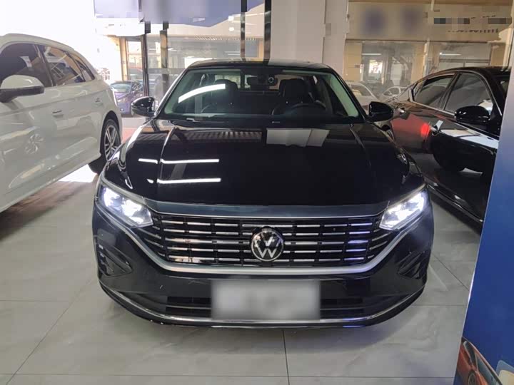 Фото 3 - Volkswagen Passat