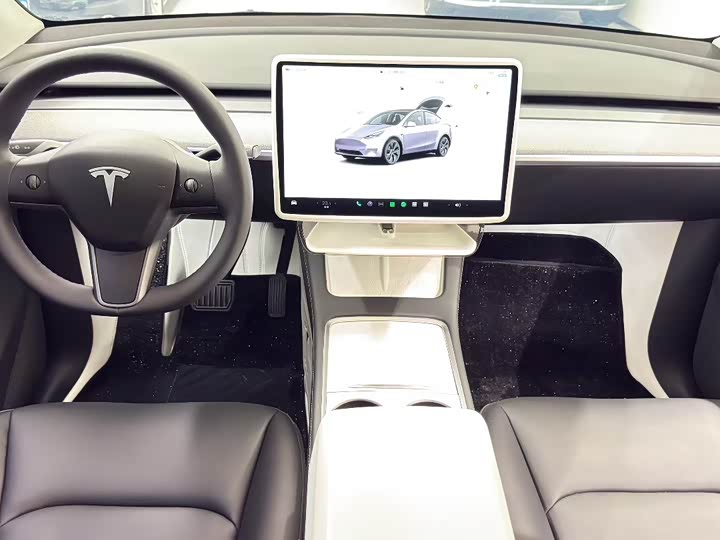 Фото 6 - Tesla Model Y