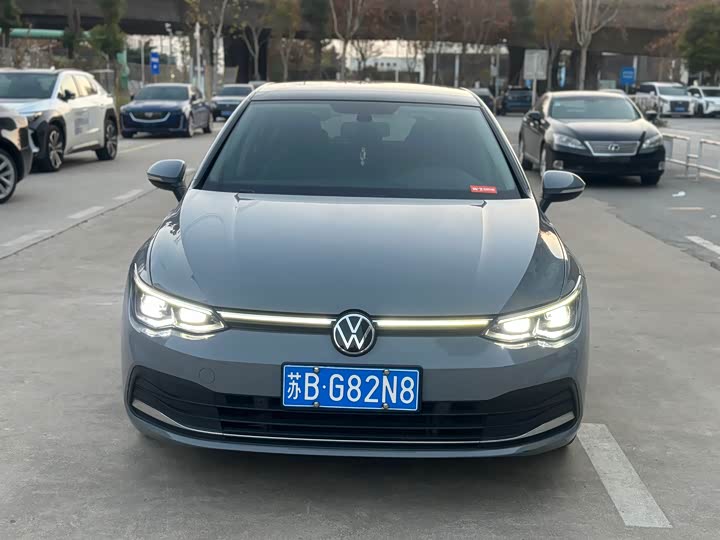 Фото 2 - Volkswagen Golf