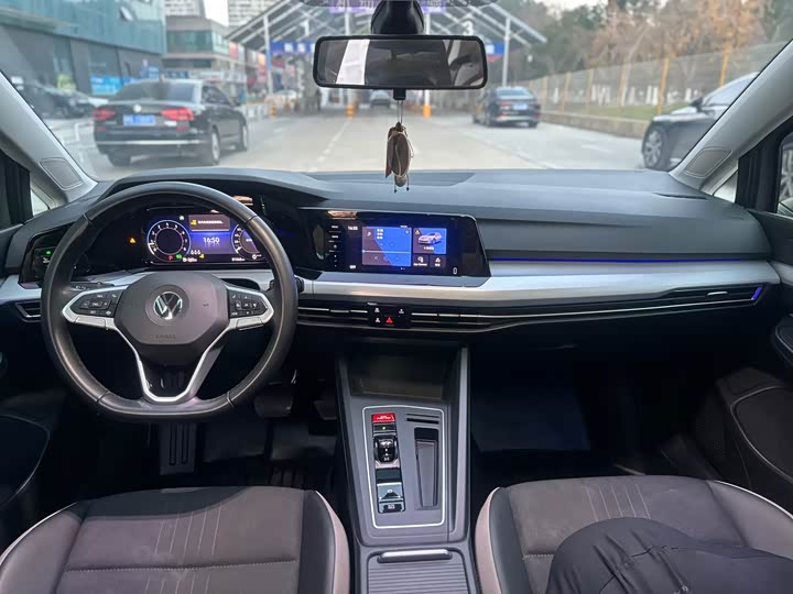 Фото 9 - Volkswagen Golf