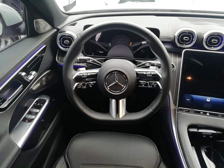 Фото 3 - Mercedes-Benz C-Class