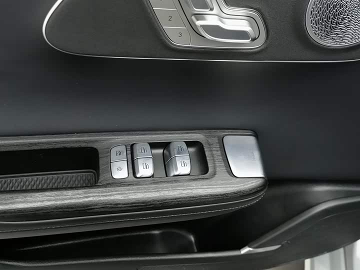 Фото 9 - Chery Fulwin A8L