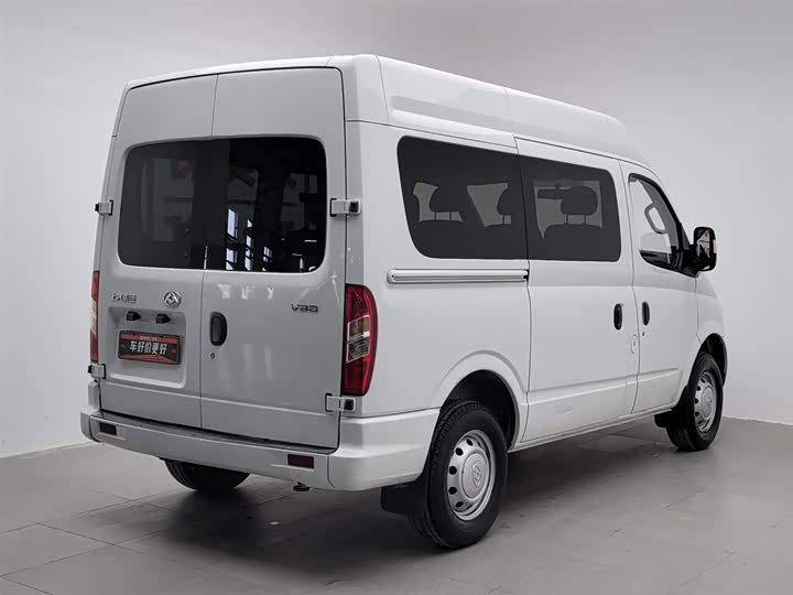 Фото 2 - Maxus V80