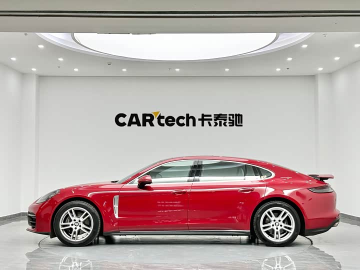 Фото 5 - Porsche Panamera