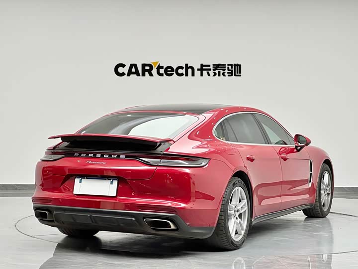 Фото 6 - Porsche Panamera