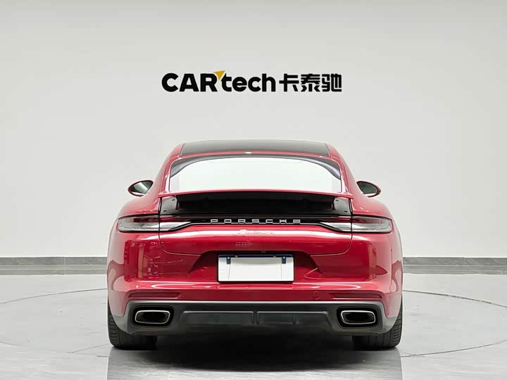 Фото 7 - Porsche Panamera