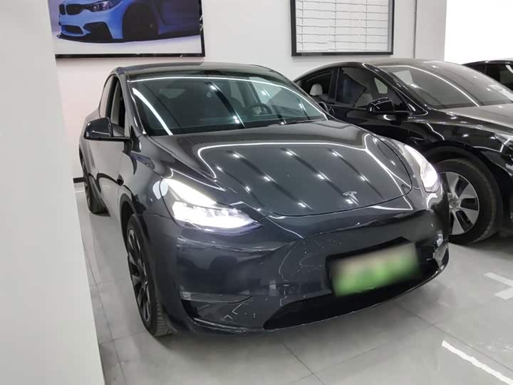 Фото 4 - Tesla Model Y