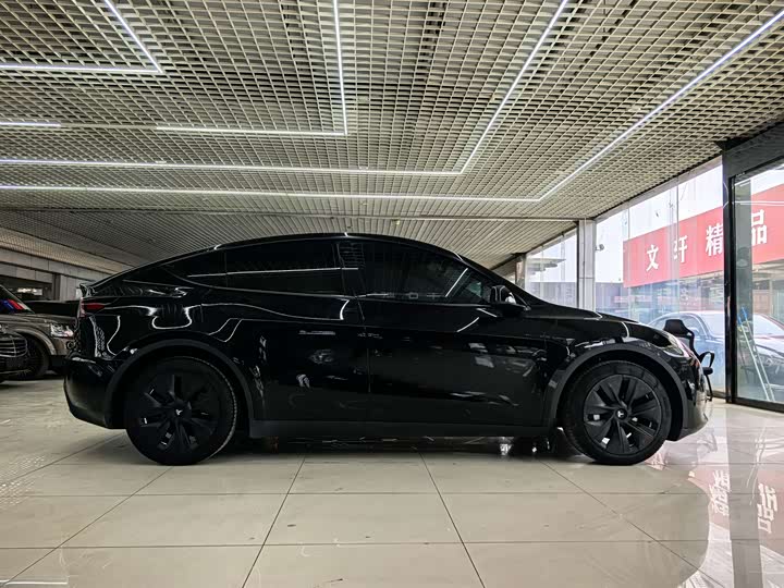 Фото 7 - Tesla Model Y