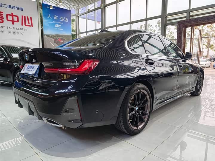 Фото 5 - BMW 3 Series