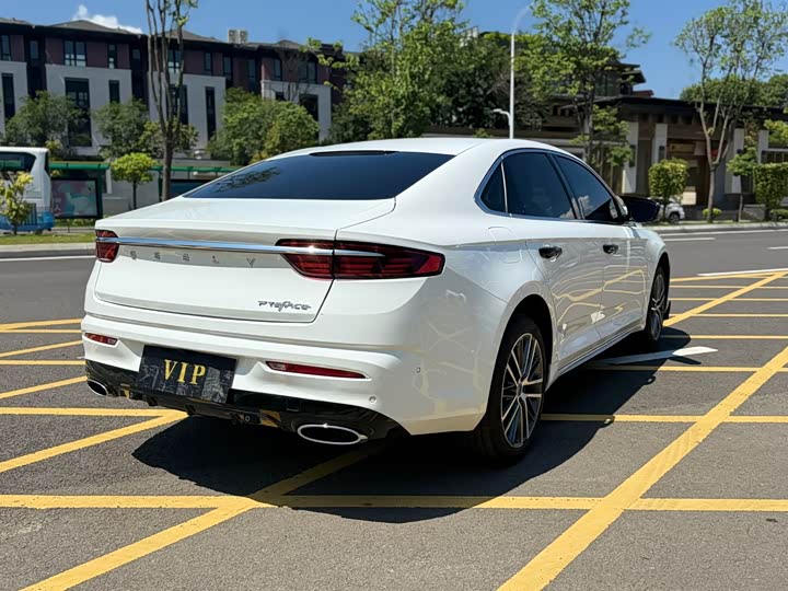 Фото 5 - Geely Preface