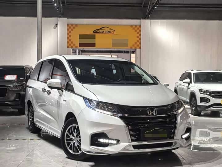 Фото 5 - Honda Odyssey