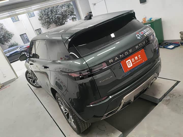 Фото 3 - Land Rover Range Rover Evoque L