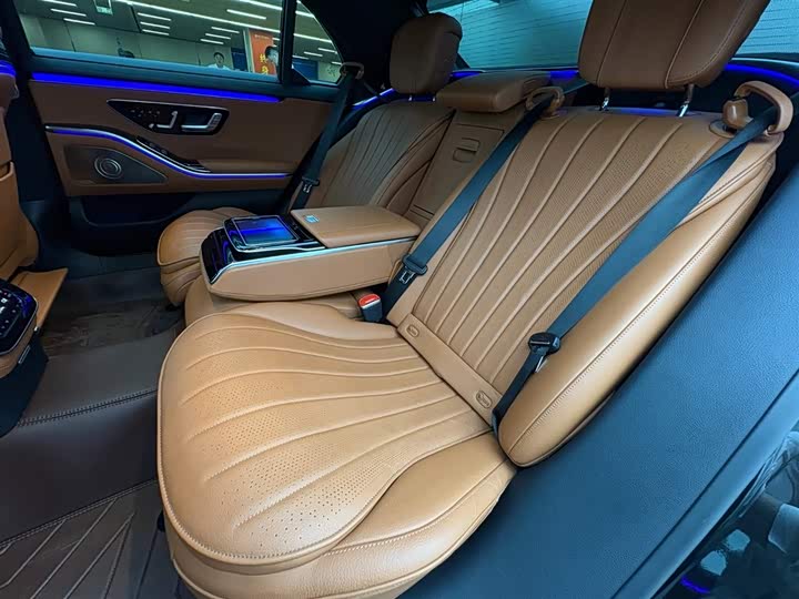 Фото 7 - Mercedes-Benz S-Class