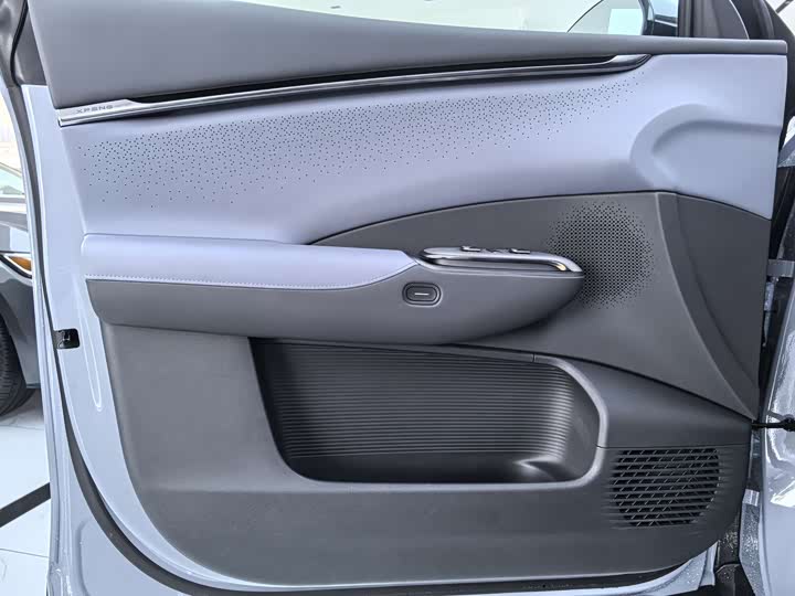 Фото 4 - XPeng G7