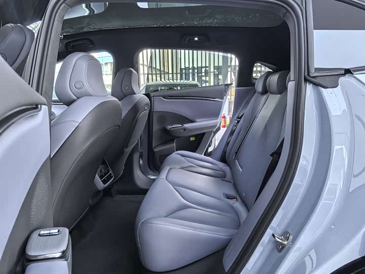 Фото 6 - XPeng G7