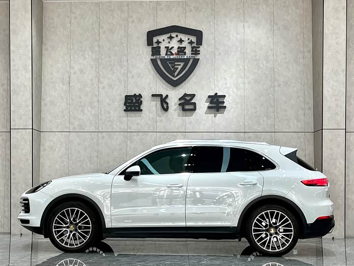 Фото 4 - Porsche Cayenne