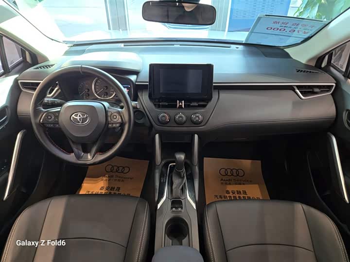 Фото 4 - Toyota Corolla Cross