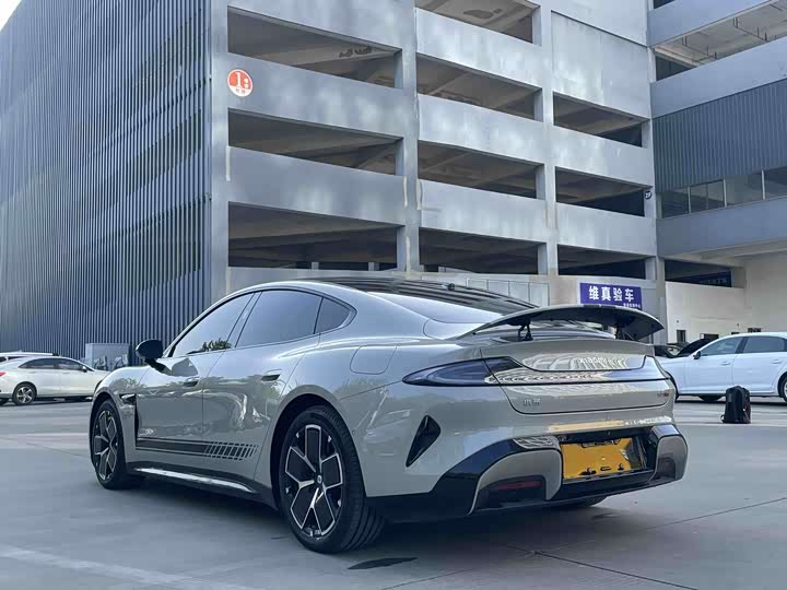 Фото 8 - Xiaomi SU7