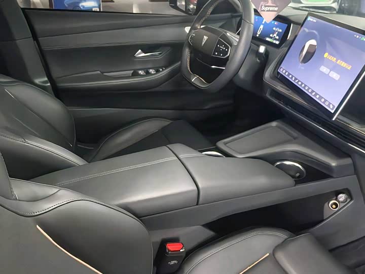 Фото 7 - Changan Deepal SL03